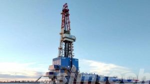 Land oil rig prepared