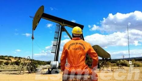 Oil drilling workers